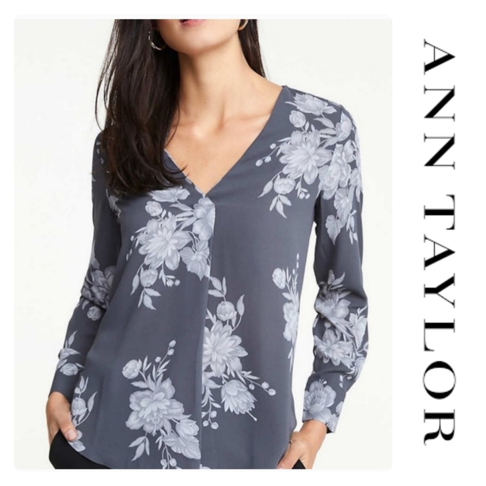 Ann Taylor Mixed Floral Pleat Front Blouse XS